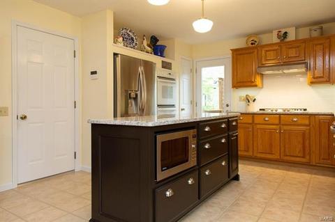 823 Wheelwright, Manchester, MO 63021 photo 22
