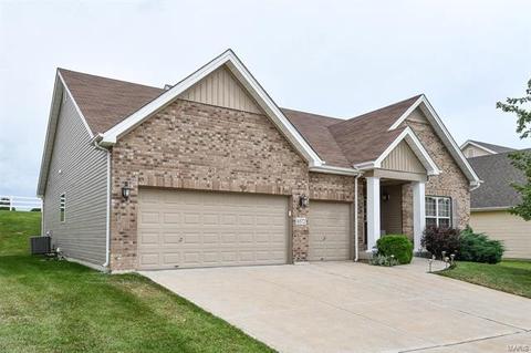 6572 Devonhurst Dr, Saint Louis, MO 63129 photo 5