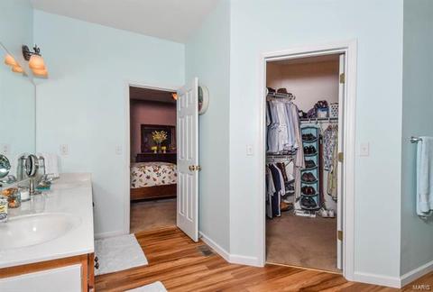 6572 Devonhurst Dr, Saint Louis, MO 63129 photo 38