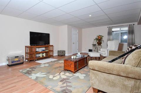 6572 Devonhurst Dr, Saint Louis, MO 63129 photo 45