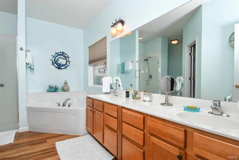 6572 Devonhurst Dr, Saint Louis, MO 63129 photo 34