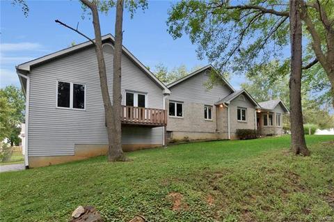 249 Reinke Rd, Ballwin, MO 63021 photo 1