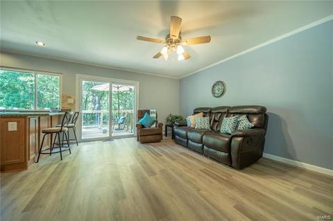 573 Golfwood Dr, Ballwin, MO 63021 photo 10