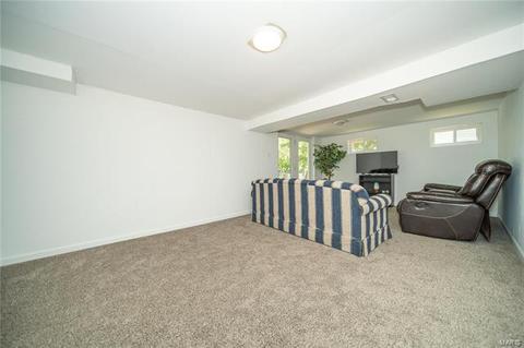 573 Golfwood Dr, Ballwin, MO 63021 photo 20
