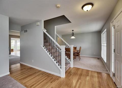 1377 Sunburst Dr, O'fallon, MO 63366 photo 5