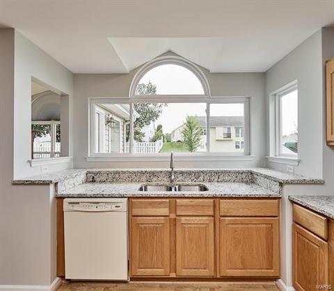 1377 Sunburst Dr, O'fallon, MO 63366 photo 13