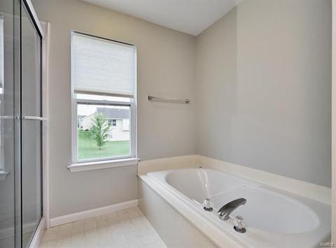 1377 Sunburst Dr, O'fallon, MO 63366 photo 22