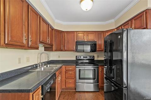 1515 Whispering Crk, Ballwin, MO 63021 photo 10