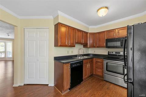 1515 Whispering Crk, Ballwin, MO 63021 photo 11