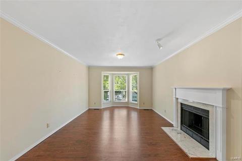 1515 Whispering Crk, Ballwin, MO 63021 photo 5