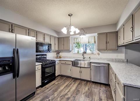 5 Griesenauer Ct, O'fallon, MO 63368 photo 6