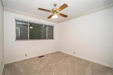 331 Greenbriar Ln, Ballwin, MO 63011 photo 22