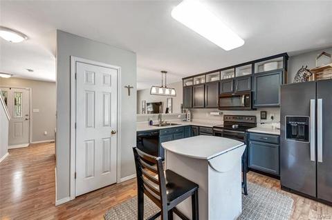 351 Heritage Cmns, O'fallon, MO 63368 photo 7