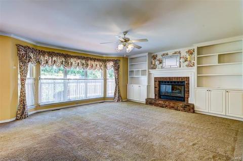409 Ballwin Estates Ct, Ballwin, MO 63021 photo 8