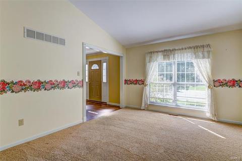 409 Ballwin Estates Ct, Ballwin, MO 63021 photo 5