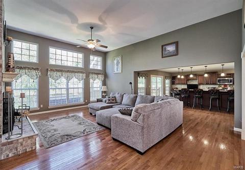 105 Eagle Creek Ct, O'fallon, MO 63368 photo 4