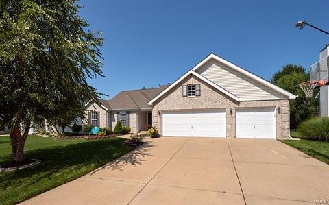 105 Eagle Creek Ct, O'fallon, MO 63368 photo 2