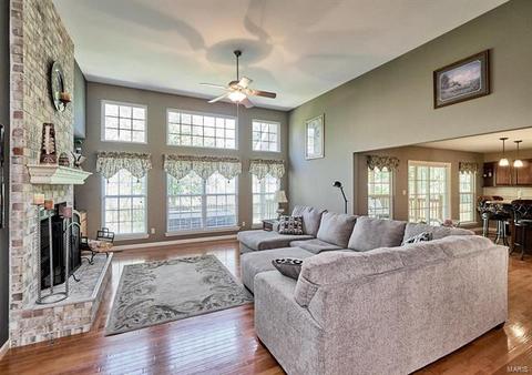 105 Eagle Creek Ct, O'fallon, MO 63368 photo 5