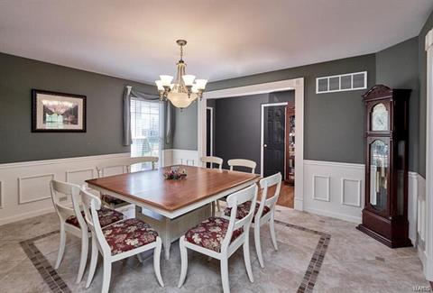105 Eagle Creek Ct, O'fallon, MO 63368 photo 13