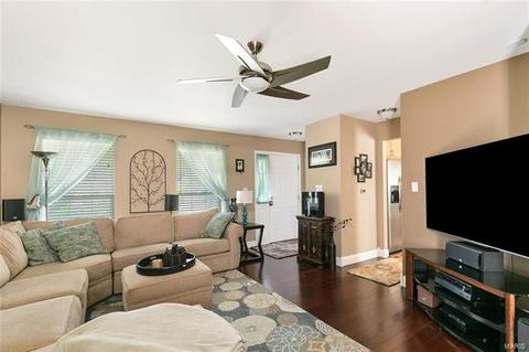 256 Sarah Dr, O'fallon, MO 63366 photo 2