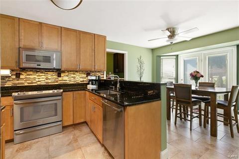 256 Sarah Dr, O'fallon, MO 63366 photo 8