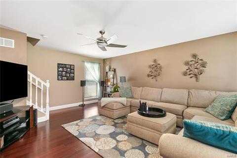 256 Sarah Dr, O'fallon, MO 63366 photo 4
