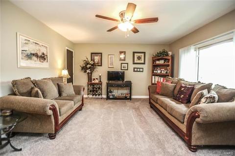 6710 Flowervale, Hazelwood, MO 63042 photo 5