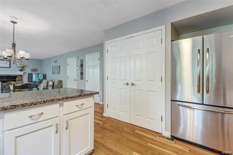 468 Lynwood Forest Dr, Manchester, MO 63021 photo 8