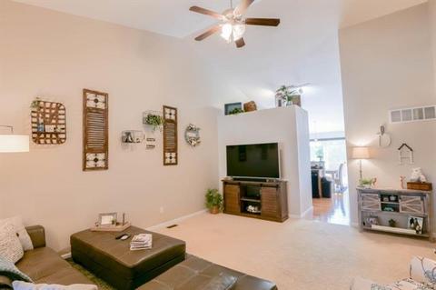 247 Belmonte Cir, O'fallon, MO 63368 photo 3