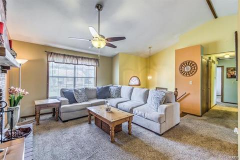 13 Mallard Pointe Dr, O'fallon, MO 63368 photo 4