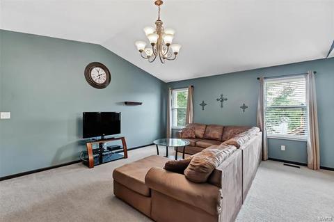 317 Bristol Pl, O'fallon, MO 63366 photo 2