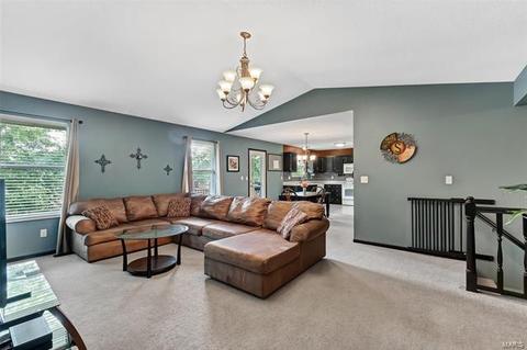 317 Bristol Pl, O'fallon, MO 63366 photo 13