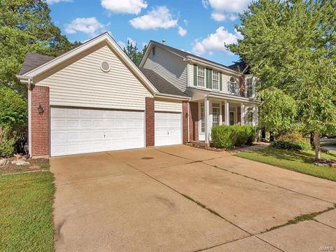 1352 Richland Meadows Dr, Ballwin, MO 63021 photo 1