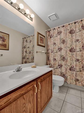1352 Richland Meadows Dr, Ballwin, MO 63021 photo 20