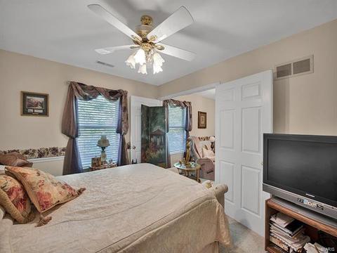 1352 Richland Meadows Dr, Ballwin, MO 63021 photo 18
