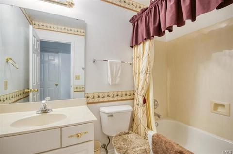1446 Chambers Dr, O'fallon, MO 63366 photo 24