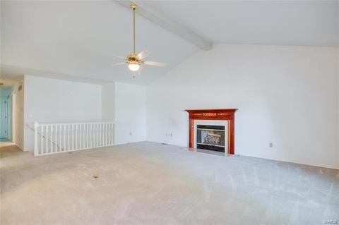 1446 Chambers Dr, O'fallon, MO 63366 photo 2