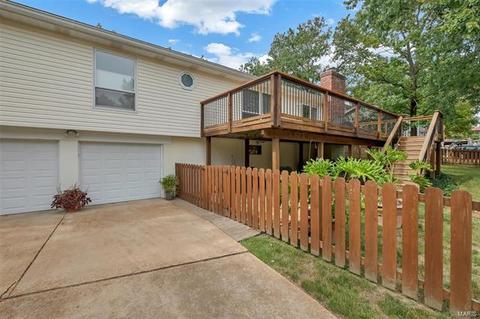 1067 Dutch Mill Dr, Ballwin, MO 63011 photo 5
