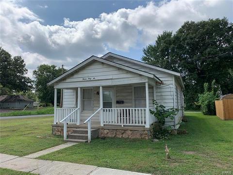 1346 S Pne, Centralia, IL 62801 photo 1