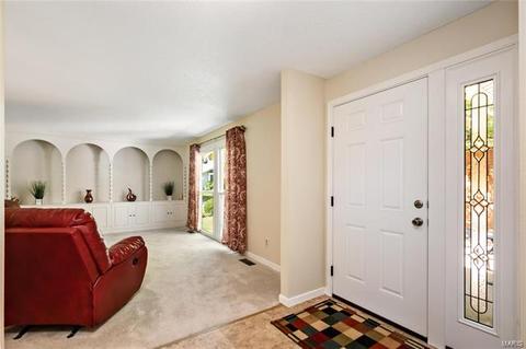 614 Spring Meadows Dr, Ballwin, MO 63011 photo 4