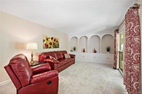 614 Spring Meadows Dr, Ballwin, MO 63011 photo 6