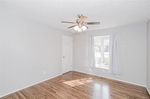 459 Maymont, Ballwin, MO 63011 photo 19