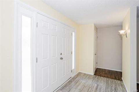 459 Maymont, Ballwin, MO 63011 photo 13