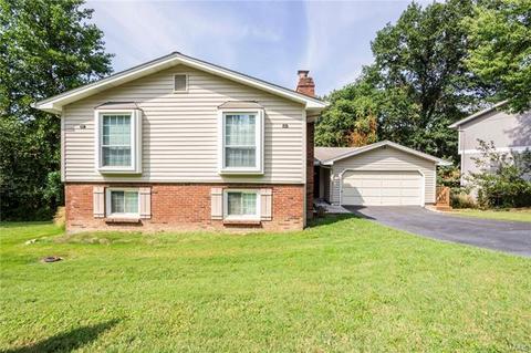 273 Glandore, Ballwin, MO 63021 photo 2