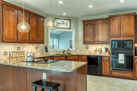 611 Loughmor Pass, Weldon Spring, MO 63304 photo 14