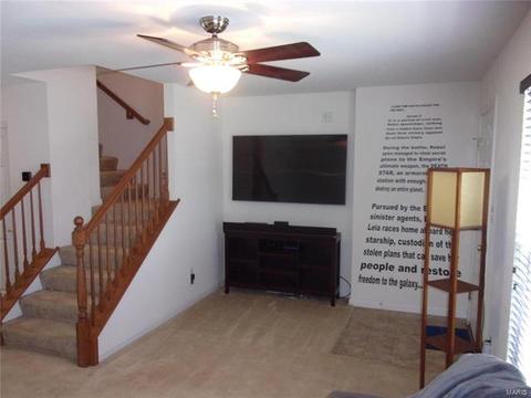463 Wild Oak Dr, O'fallon, MO 63368 photo 2