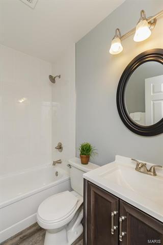 508 Prince David Dr, O'fallon, MO 63366 photo 12