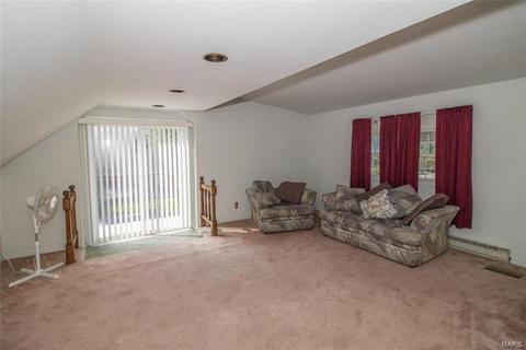 8910 Apache Ln, Saint Louis, MO 63114 photo 17