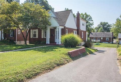 8910 Apache Ln, Saint Louis, MO 63114 photo 2