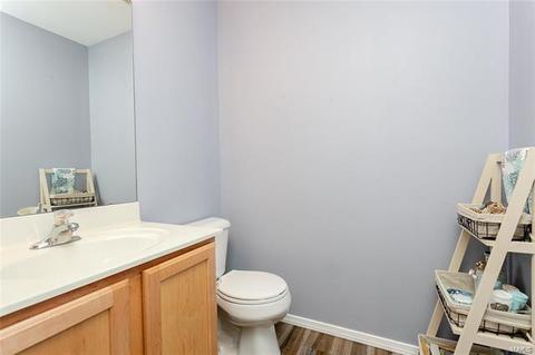 732 Hyde Dr, O'fallon, MO 63366 photo 5